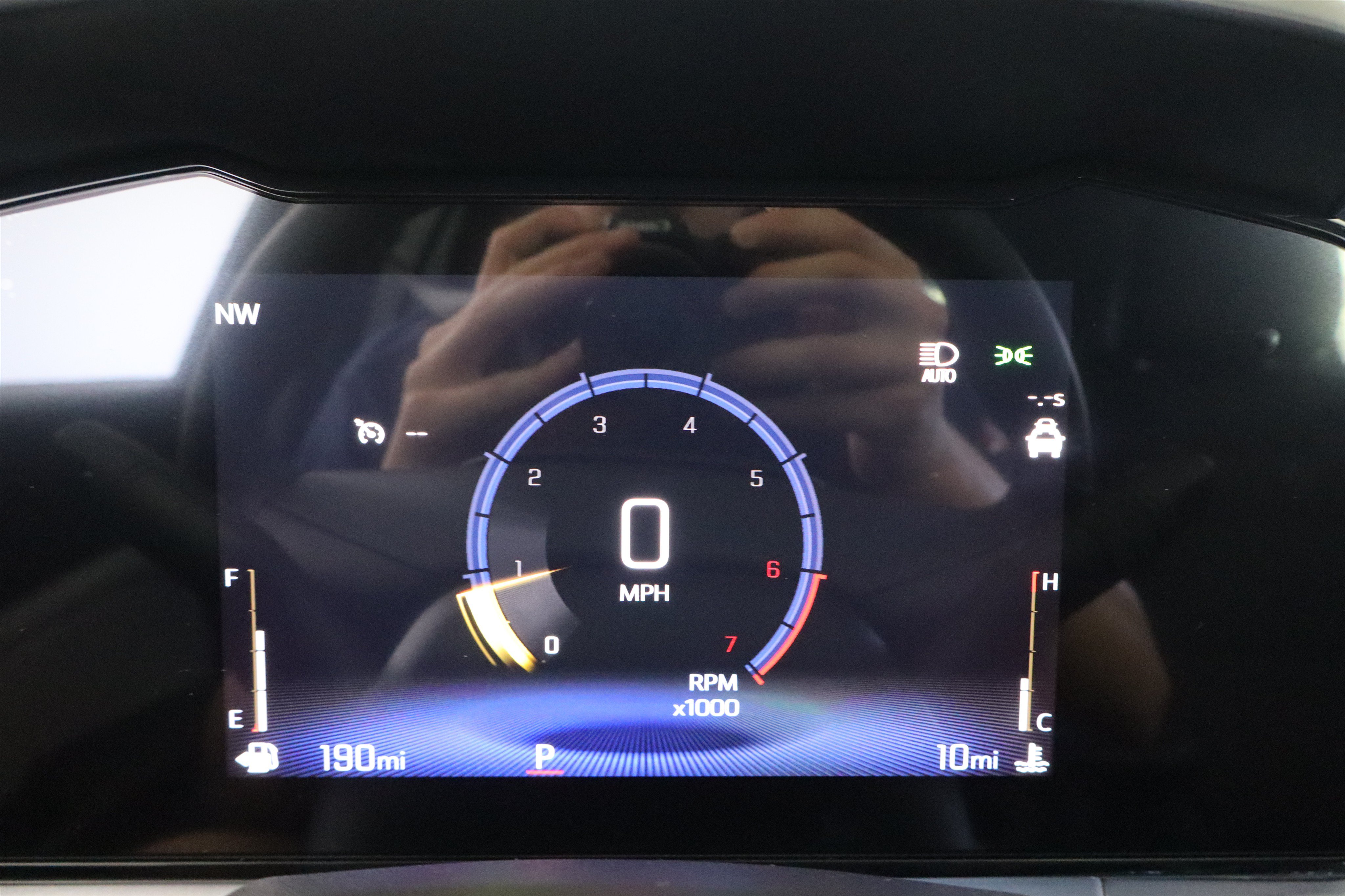New 2026 Chevrolet Trax LT w/ LT Convenience Package FWD image 19