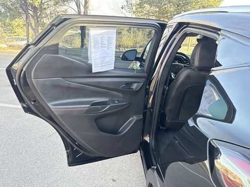 Used 2023 Chevrolet Bolt EUV Premier w/ Sun & Sound Package image 19