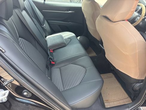 Used 2024 Toyota Camry SE FWD image 8