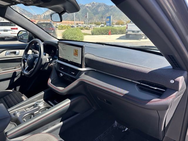 Used 2025 Ford Explorer ST-Line AWD/4WD image 33