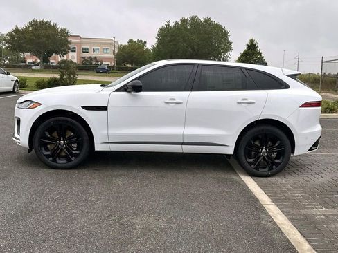 New 2026 Jaguar F-PACE R-Dynamic S image 2