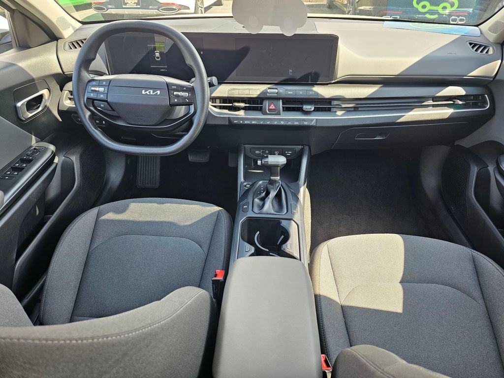 Used 2025 Kia K4 FWD image 18