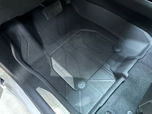 Used 2025 Chevrolet Silverado 1500 High Country w/ High Country Premium Package image 32