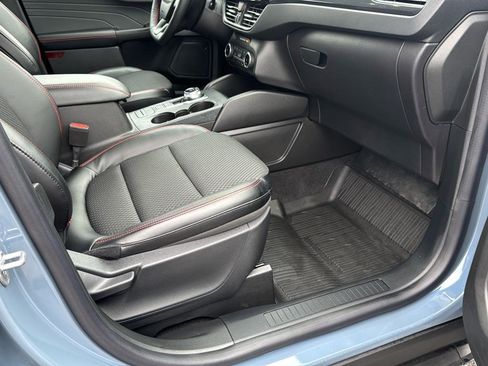 Used 2024 Ford Escape ST-Line w/ Equipment Group 301A image 24