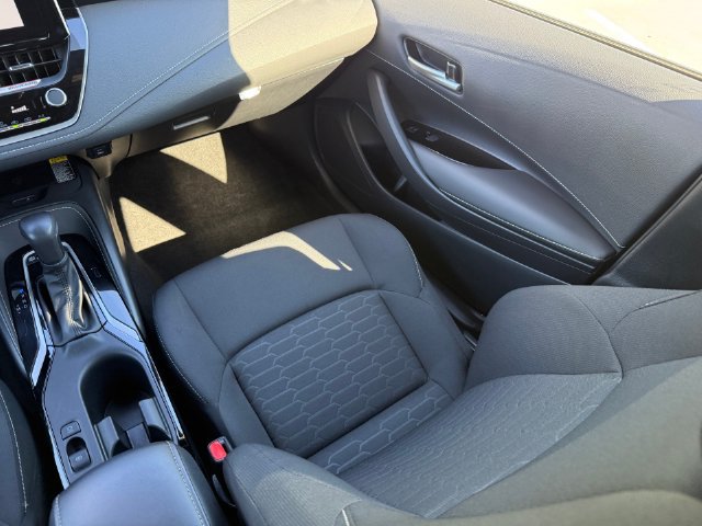 Used 2026 Toyota Corolla SE FWD image 25