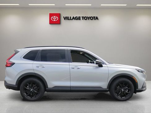 Used 2025 Honda CR-V Sport-L image 6