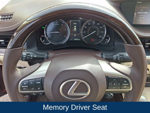 Used 2016 Lexus ES 350 w/ Premium Package w/Wood Trim FWD image 4