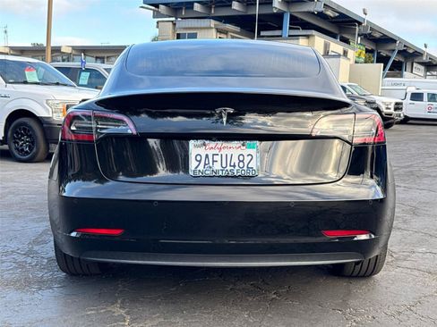 Used 2020 Tesla Model 3 Standard Range RWD image 13