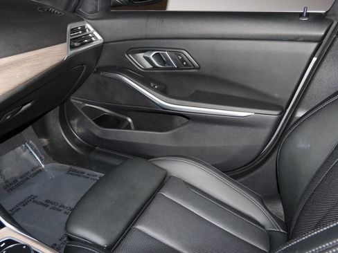 Used 2025 BMW 330i xDrive Sedan image 50