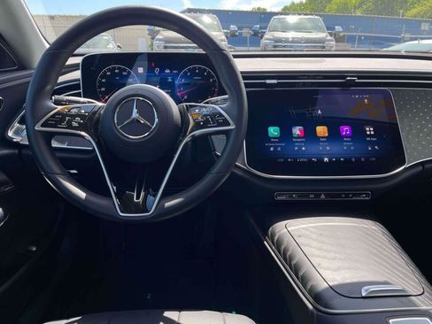 Certified 2024 Mercedes-Benz E 350 4MATIC Sedan image 2