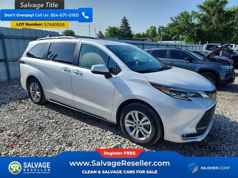 Used 2024 Toyota Sienna Platinum AWD/4WD image 5