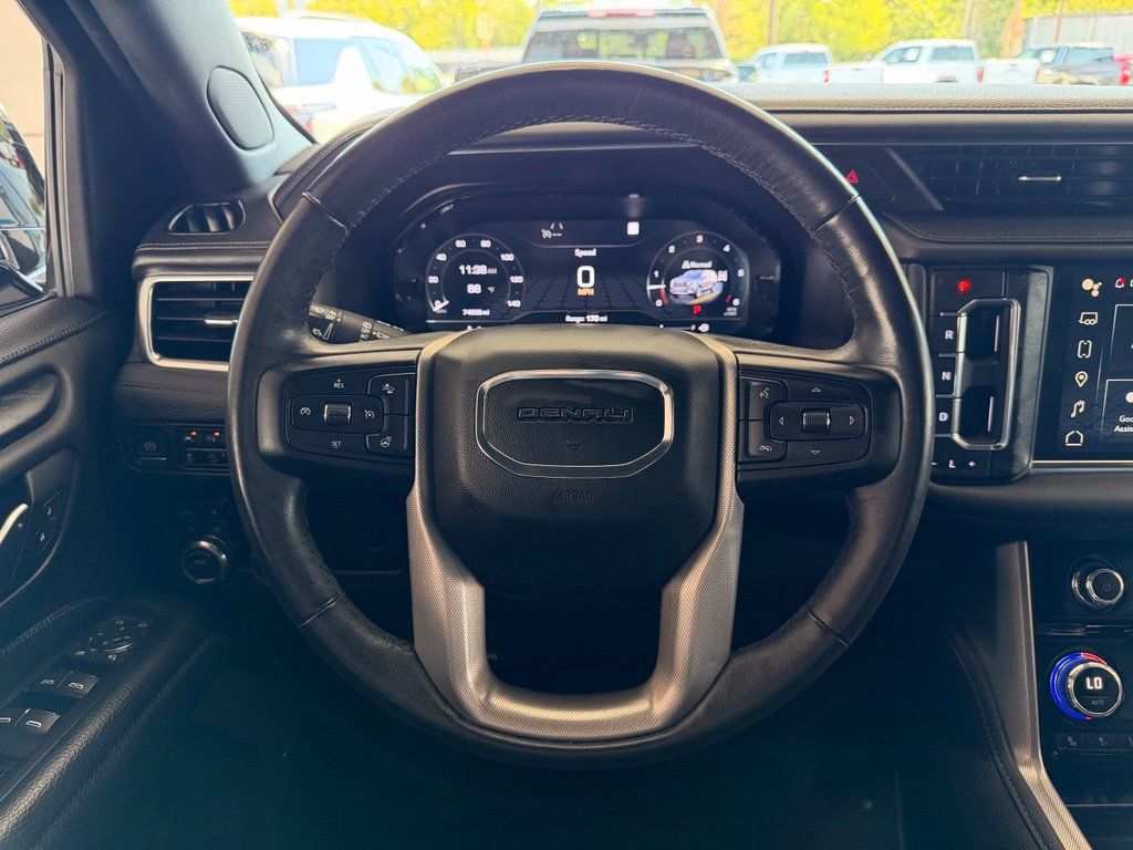 Used 2023 GMC Yukon Denali AWD/4WD image 20