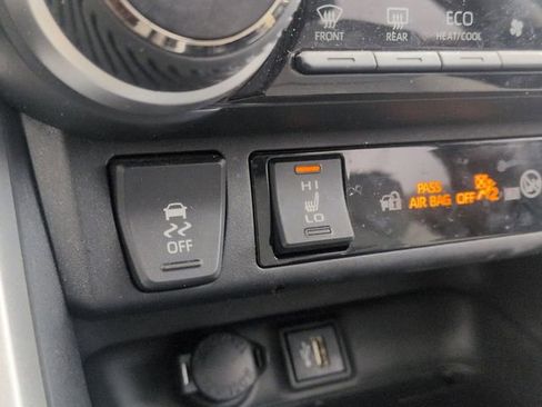 Certified 2023 Toyota RAV4 XLE Premium image 25