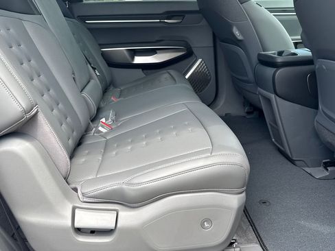 New 2026 Kia EV9 Wind AWD/4WD image 15