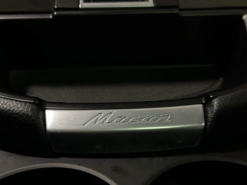 Used 2023 Porsche Macan Turbo AWD/4WD image 44