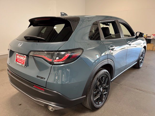 Used 2025 Honda HR-V Sport image 3