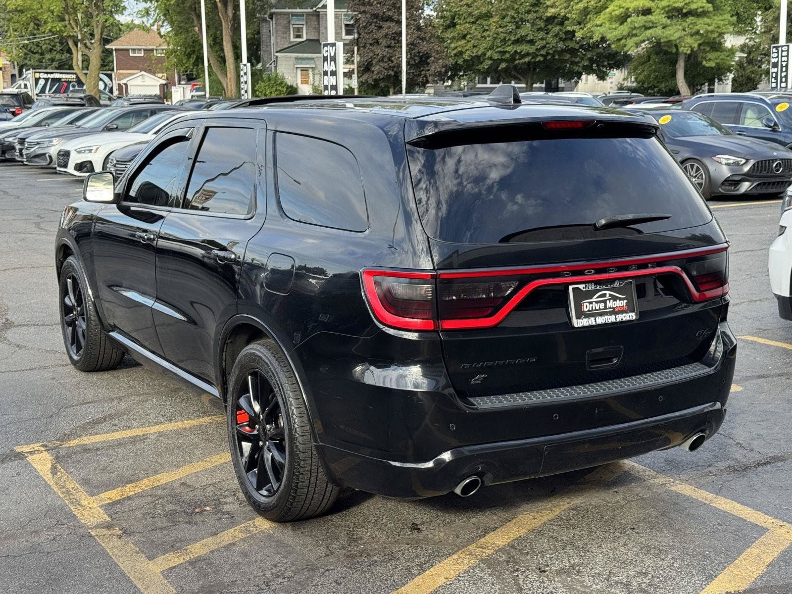 Used 2018 Dodge Durango R/T w/ Technology Group AWD/4WD image 5