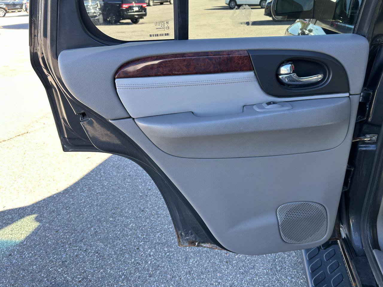 Used 2007 GMC Envoy SLT AWD/4WD image 13