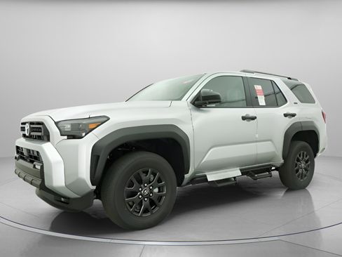 Certified 2026 Toyota 4Runner SR5 AWD/4WD image 4