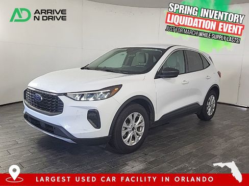 Used 2024 Ford Escape Active image 1