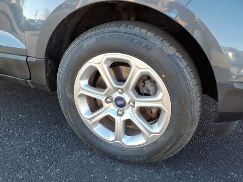 Used 2019 Ford EcoSport SE image 3