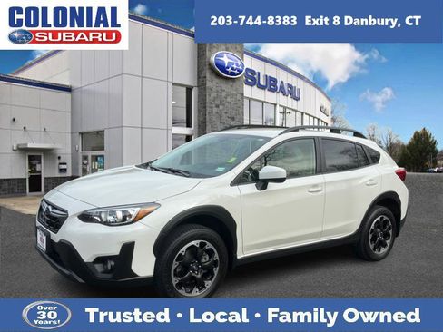 Certified 2023 Subaru Crosstrek 2.0i Premium image 1