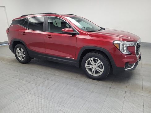 Used 2023 GMC Terrain SLE w/ Driver Convenience Package image 11