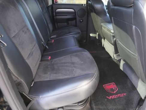 Used 2005 Dodge Ram 1500 Truck 2WD Quad Cab image 16