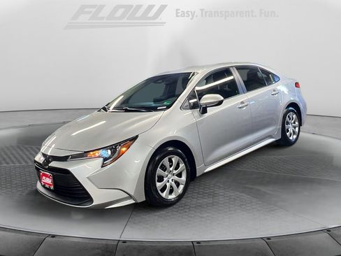 New 2026 Toyota Corolla LE image 3