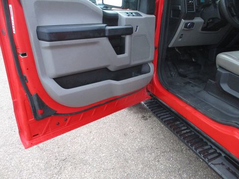 Used 2019 Ford F150 XL w/ XL Power Equipment Group image 5