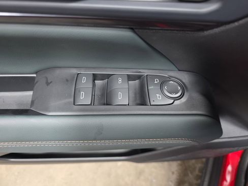 New 2026 GMC Terrain AT4 w/ LPO, Floor Liner Package AWD/4WD image 29