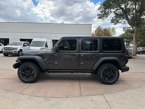 Used 2021 Jeep Wrangler Unlimited Sport AWD/4WD image 3
