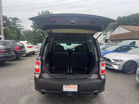 Used 2018 Ford Flex Limited w/ Equipment Group 303A AWD/4WD image 9