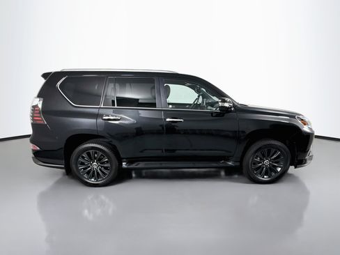 Used 2023 Lexus GX 460 Luxury w/ Sport Design Package AWD/4WD image 8
