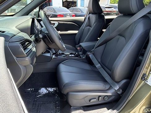 New 2026 Subaru Forester Limited AWD/4WD image 15