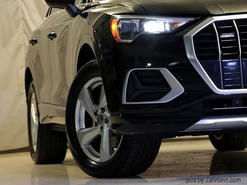 Used 2020 Audi Q3 2.0T Premium w/ Convenience Package image 4