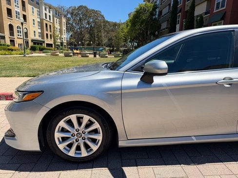 Used 2019 Toyota Camry LE w/ Carpet Mat Package FWD image 25