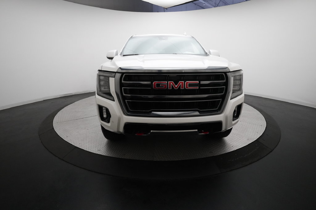 Used 2023 GMC Yukon XL AT4 AWD/4WD image 11