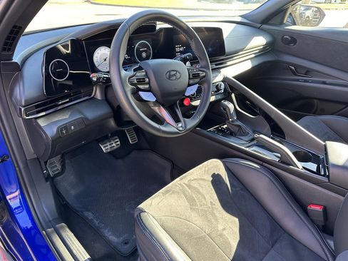 Certified 2025 Hyundai Elantra N image 33