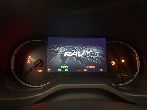 Used 2022 Toyota RAV4 XSE image 22