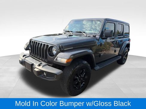 Used 2021 Jeep Wrangler Unlimited Sahara AWD/4WD image 6
