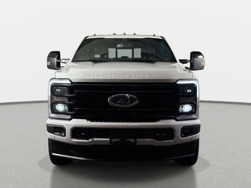 Used 2025 Ford F250 Platinum AWD/4WD image 8