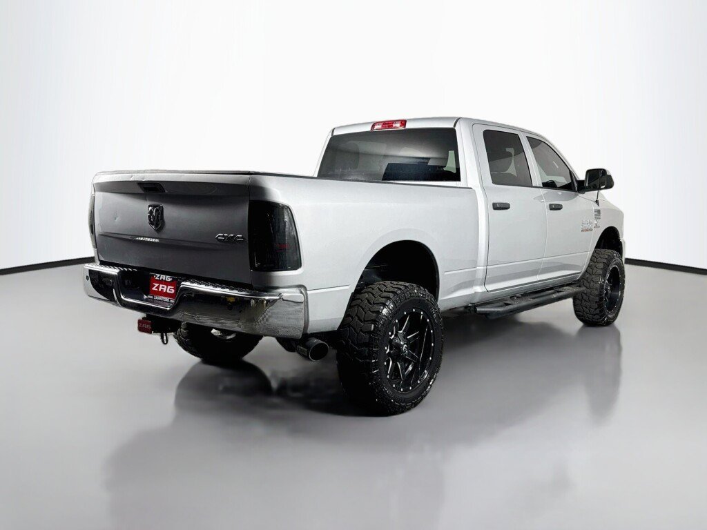 Used 2017 RAM 2500 Tradesman w/ Chrome Appearance Group AWD/4WD image 5