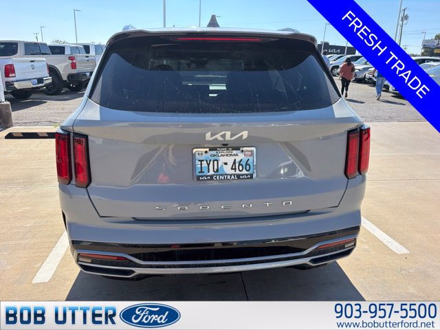 Used 2022 Kia Sorento SX FWD image 3