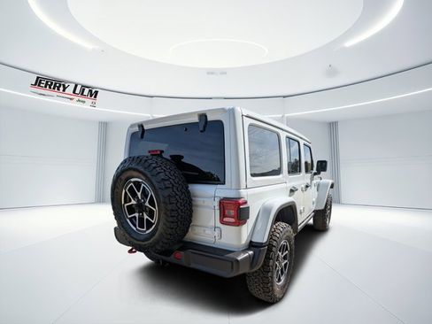 New 2026 Jeep Wrangler Unlimited Rubicon image 3