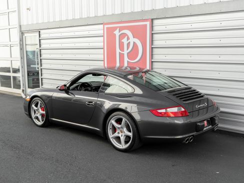 Used 2006 Porsche 911 Carrera S RWD image 40