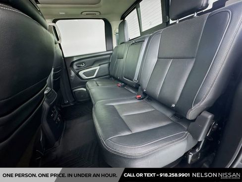 Used 2020 Nissan Titan SL w/ Moonroof Package AWD/4WD image 26