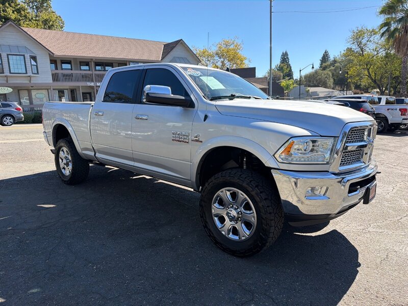Used 2018 RAM 2500 Laramie w/ Convenience Group AWD/4WD image 5