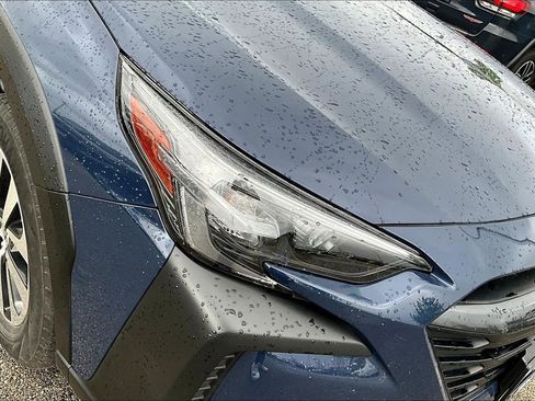 Used 2024 Subaru Outback Premium AWD/4WD image 24