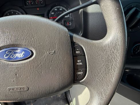 Used 2009 Ford E-150 and Econoline 150 E-150 image 14